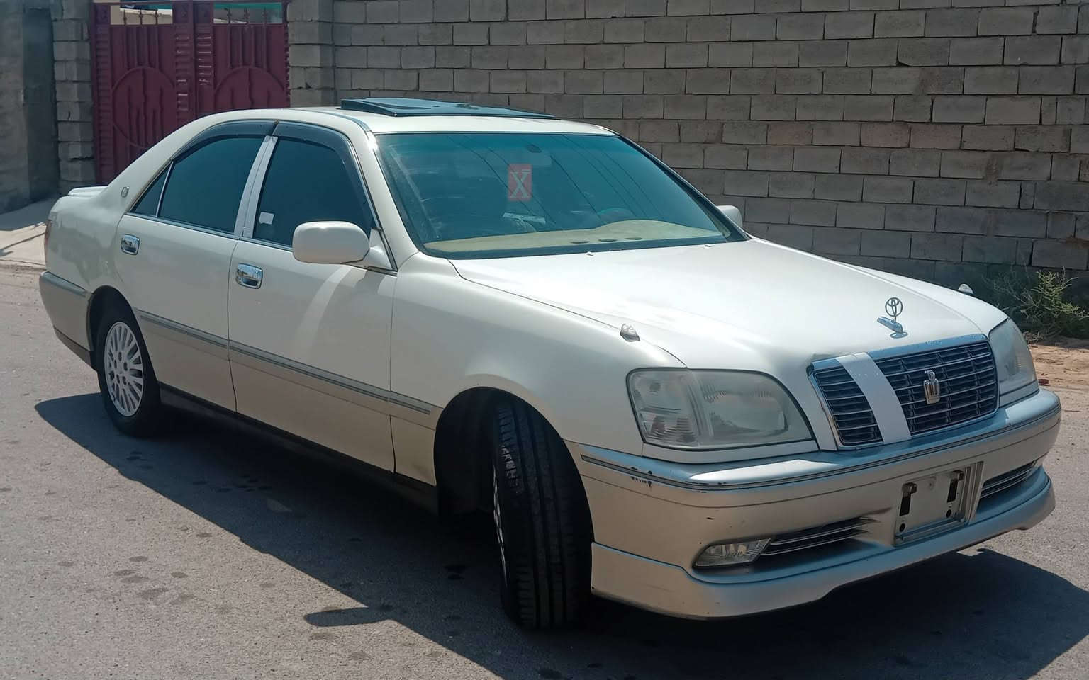 للبيع جنون ملكه ادوات ادوات ادوات موديل 2002 كير محرك مكفولات محرك ففتي بطل فيشه المرغوب سياره جاهزه غرفته جديد كهربائيات كلها شغاله تبريد ثلج برده خلفيه آمري شفط سعرها 30 بيها مجال مكان صلاح الدين الضلوعيه رقم الهاتف ***********  المو شراي لايكسر بحلال العالم .
