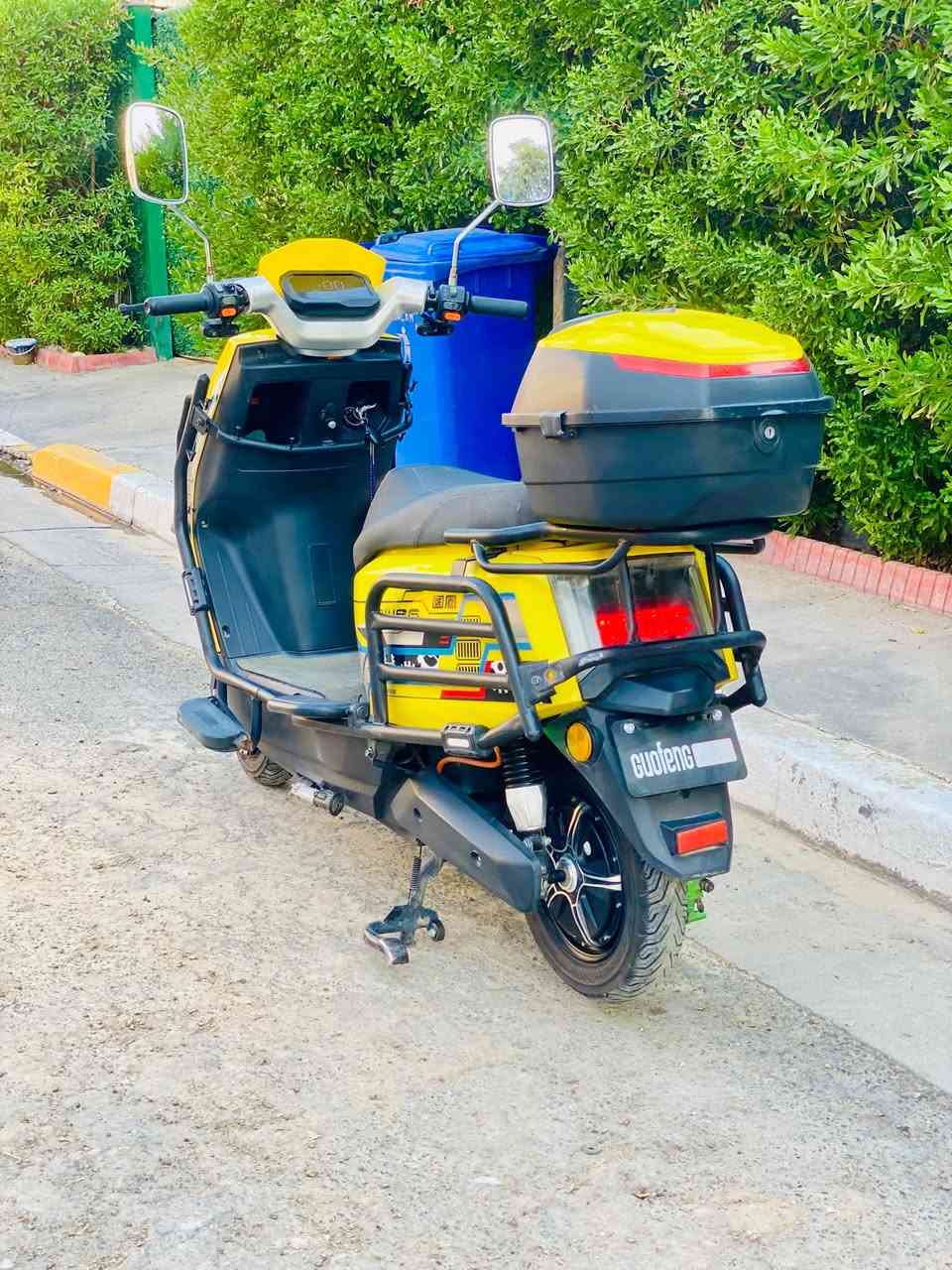دراجه شحن ام عيون مدرع 2025
6 بطاريات ع الفحص وترهم ليثيوم هم 
ملف 2000
تمشي 50 كيلو بالشحنه 
سرعه 85 حقيقي 70 
3 نمر سرعه 
بيها بك 
وبيها بارك 
بيها سويج واحد وبصمه وحده 
سعرها 600 وبيها مجال 
مكاني اليرموك او العامريه 
رقمي ***********
