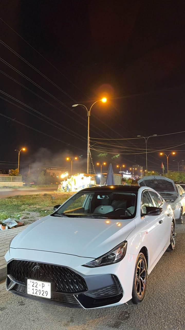 Mg gt 2025 
سەیارەکە گێر عادییە ٤٨ هەزار رۆیشتییە هیچی نیە فەقەت تەزرەکی کەمی هەیە هەموو شتێکی بە شەرتە کامل جوانکاری بۆ کراوە سعر ٩٨ وەرەقە مەعامەلەیەکی زۆر زۆر کەمی تێدایە *********** أربيل, العراق
