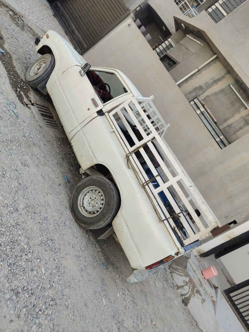 السلام عليكم 80 جير محرك شرط بطاقه بنزين شرط تحويل وكاله ثانويه لحد 30 مشروع وطني والسعر 27 وبيها مجال والشرا يتصل ويتدلل***********
