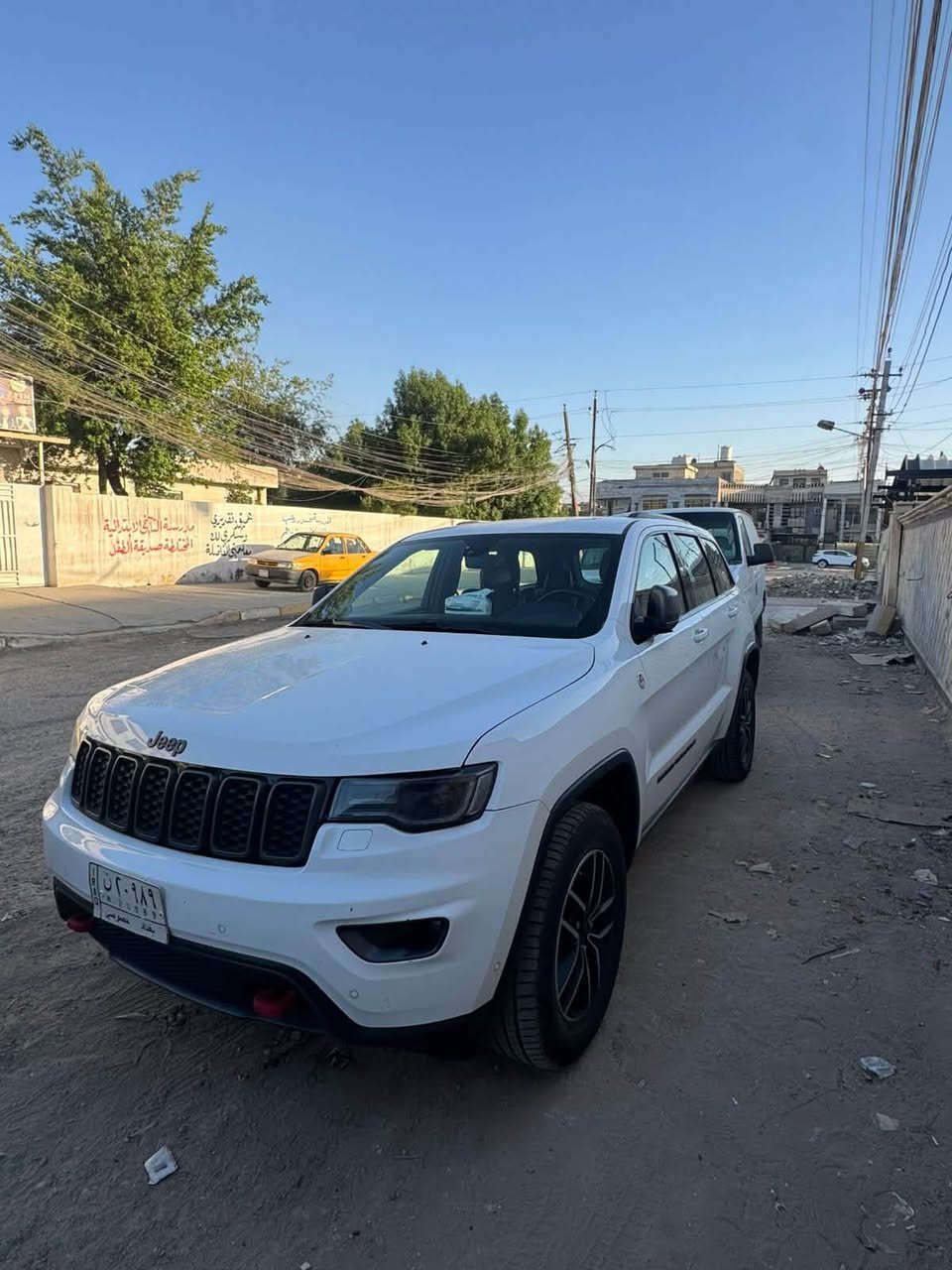 🚘 للبيع جيب أوفر لاند خليجية 2019
• خليجية
• مكفولة كفالة عامة
• فول مواصفات
• بانوراما
• شاشة كبيرة
• فور ويل
• جكات تصعيد وتنزيل
• حتى الدعاميات مكفولة
• رقم بغداد
• تحويل ثاني يوم شرط

📌 السيارة نظيفة ومواصفاتها حلوة جداً

💰 السعر 260 بها مجال بسيط
***********

