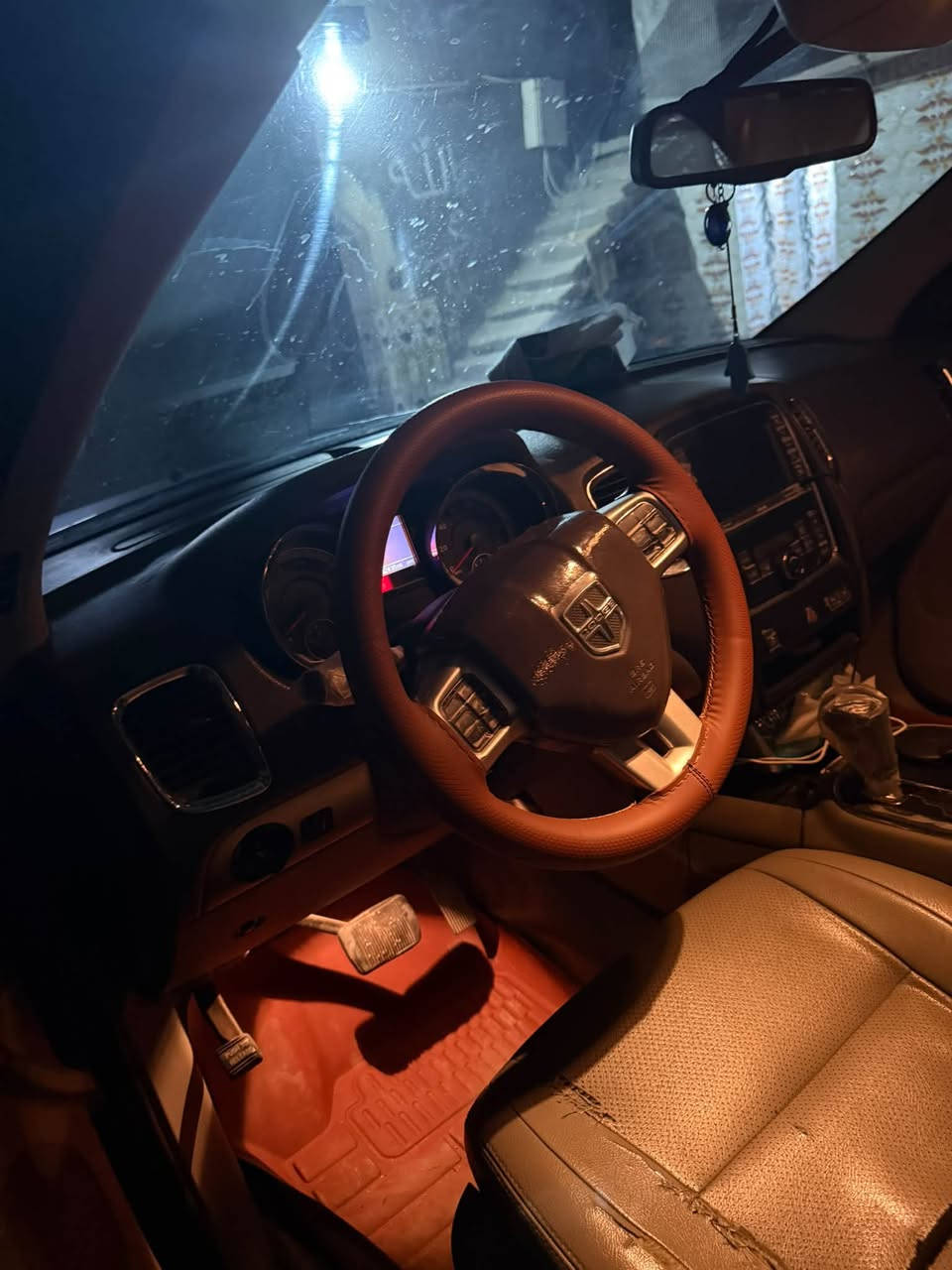 دورنكو فول موديل ١٣رقم بغداد بسمي سنوية 28 مكينة ستة6مكفولة مع كبر كفلةبية مدكر وبنيد باقي كفالة 
العنوان بصرة زبير مزارع نجمي سعر175 رقم تلفون***********
