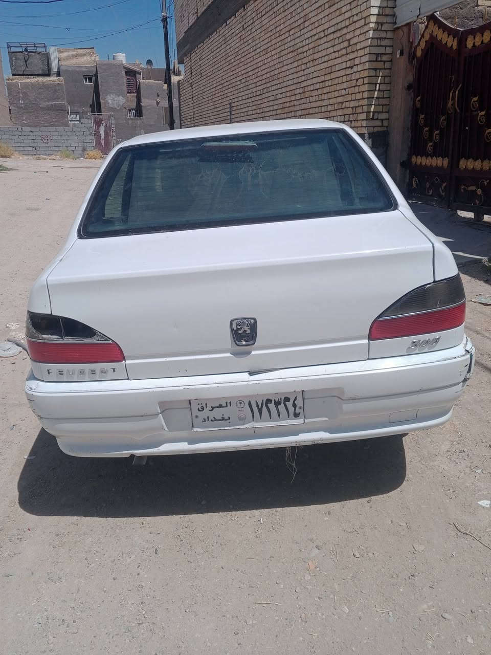 سلام عليكم بيجو 306 2001 كير محرك خير من الله كهرباياتها كامله صدر نص عمر سياره حلوه وخير من الله رقم بغداد صدامي بيها وكاله عامه ام الباركود تحويل شوكت ميعجبك  سياره حره.  سعر 30وبيها مجال الطيبين  مكان لسياره بابل الاسكندريه مجمع حطين  ***********
