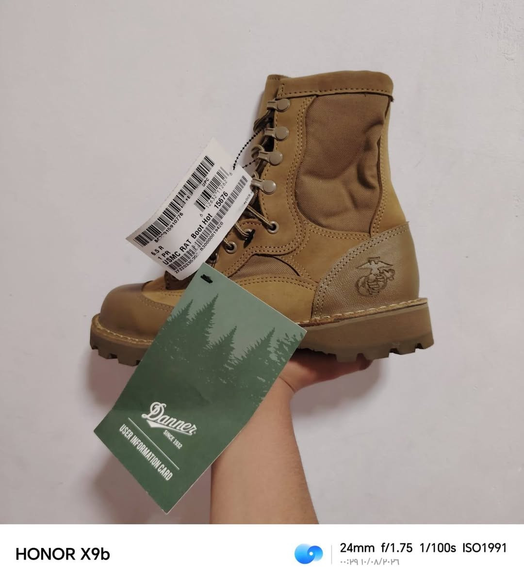 متوفر بسطال دانر ( Danner) مارنز اصلي امريكي بل كارتون اللون صحراوي خامه جلد طبيعي ثلاث طركات فول طبي يجي خياط شركه يعني مستحيل يطك او يخلع قطعه وحده فقط سعر١٢٠ لا غير قياس 6.5R للتواصل واتساب *********** لا يوجد خاص لان مغلق
