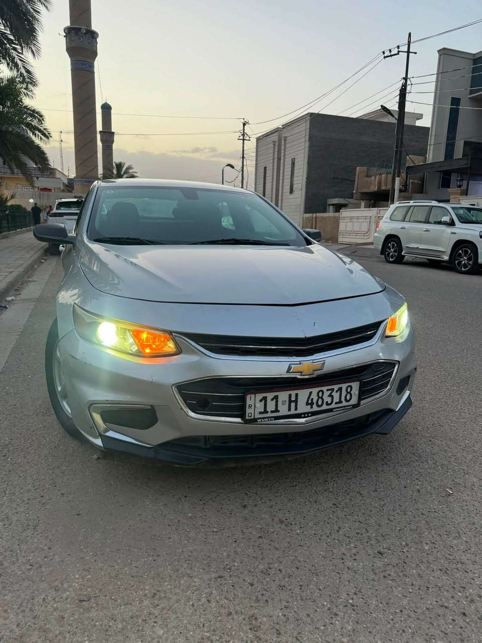 سلام عليكم 
ماليبو للبيع موديل 2018 رقم بغداد الجديد بأسمي 
 السياره مواصفات LT المعروفه 
شاشه 
تحكم ستيرن
مثبت سرعه
دخول ذكي
اربع بصمات
لايت زنون اصلي
السياره جاهزه من كلشي
باتري جديد 
حداديه جديده
تايرات جديد
فيت بم جديد
السياره كامله 
ماشيه 150 الف 
حادثه // هلال مال رقم الخلفي صبغ فقط ودعاميات وهنانه بارد بسيط باب بصف السايق ومبدل محرك جديد زيرو 
السعر 106 ورقه وبيها مجال بسيط
رقم ***********
