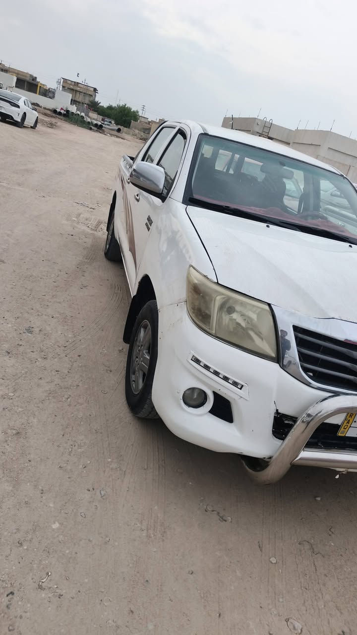 هايلوكس • ٢٠١٢ • ضربه