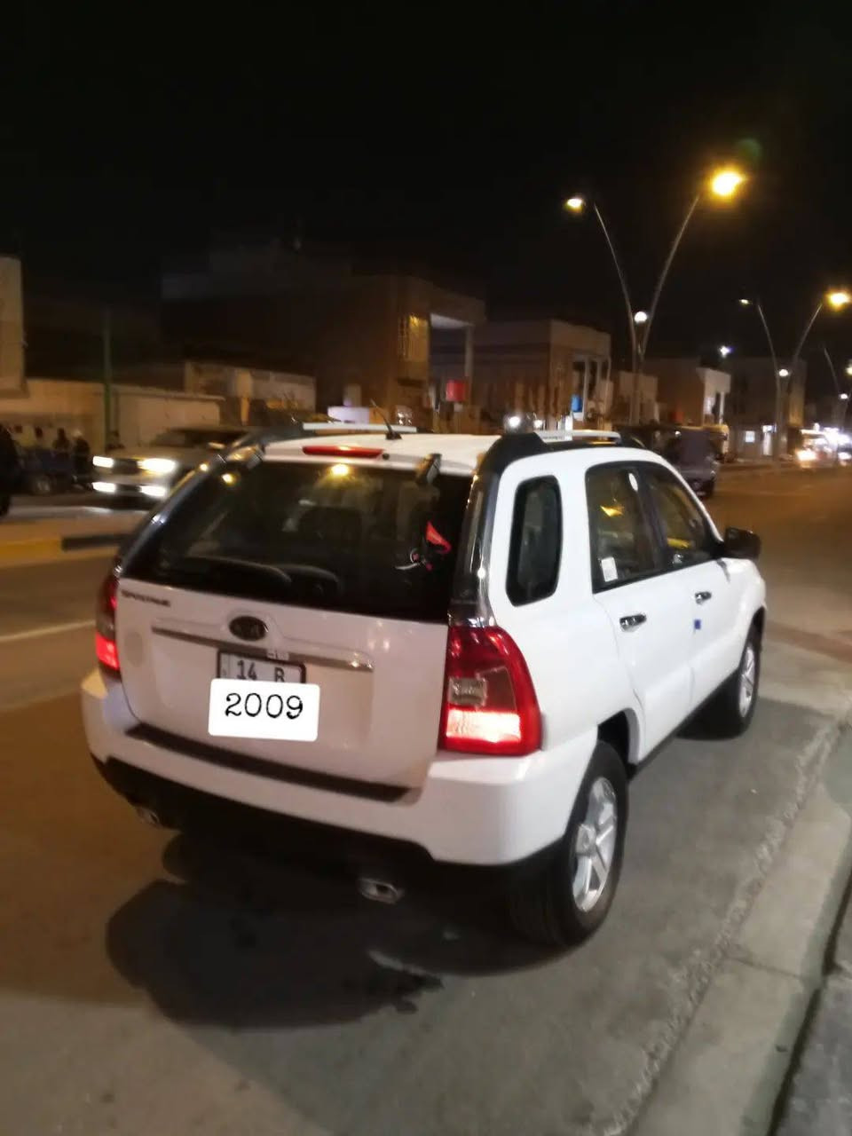يالله كيه سبورتج موديل 2009 خليجي رقم بصره دولي مكفوله كفالة عامه من الضربه والتبديل ولصبغ مكينه 2000 كير كفالة حداده طوبه تخم تاير جديد تبريد ثلج فول مواصفات 1/1 سيارة جاهزة من كلشي سعر 115وبي مجال مكان السياره البصره رقم الهاتف *********** اخوان مكلف بنشر خابرو صاحب الرقم

نص مكتوب في الصور:
- 2009