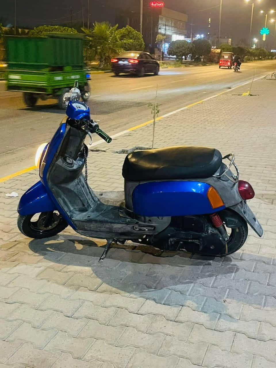 بوليس لبيع دراجه محرك ناعم سلف هندر كهربايات شغاله نفس الصور دراجه محرك مفتوح تجفيت اصلي حراري اقل اسبوع من جفتتهه مره وحده  محرك ناعم مكاني كربلاء حي القادسيه السعر ٥٠٠ رقم الهاتف ***********
