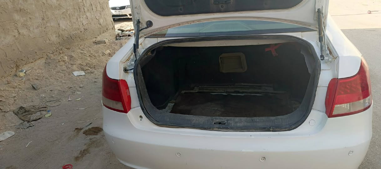 سلام عليكم سياره ام گراند C8مديل 13 تبريد ثلج مكينه خير من الله محرك مسيو بوش مرغوب 2000 مصبوغه عام جمالين رقم/ *********** مكاني نجف يم قريه غدير سعر 50وبيه مجال
