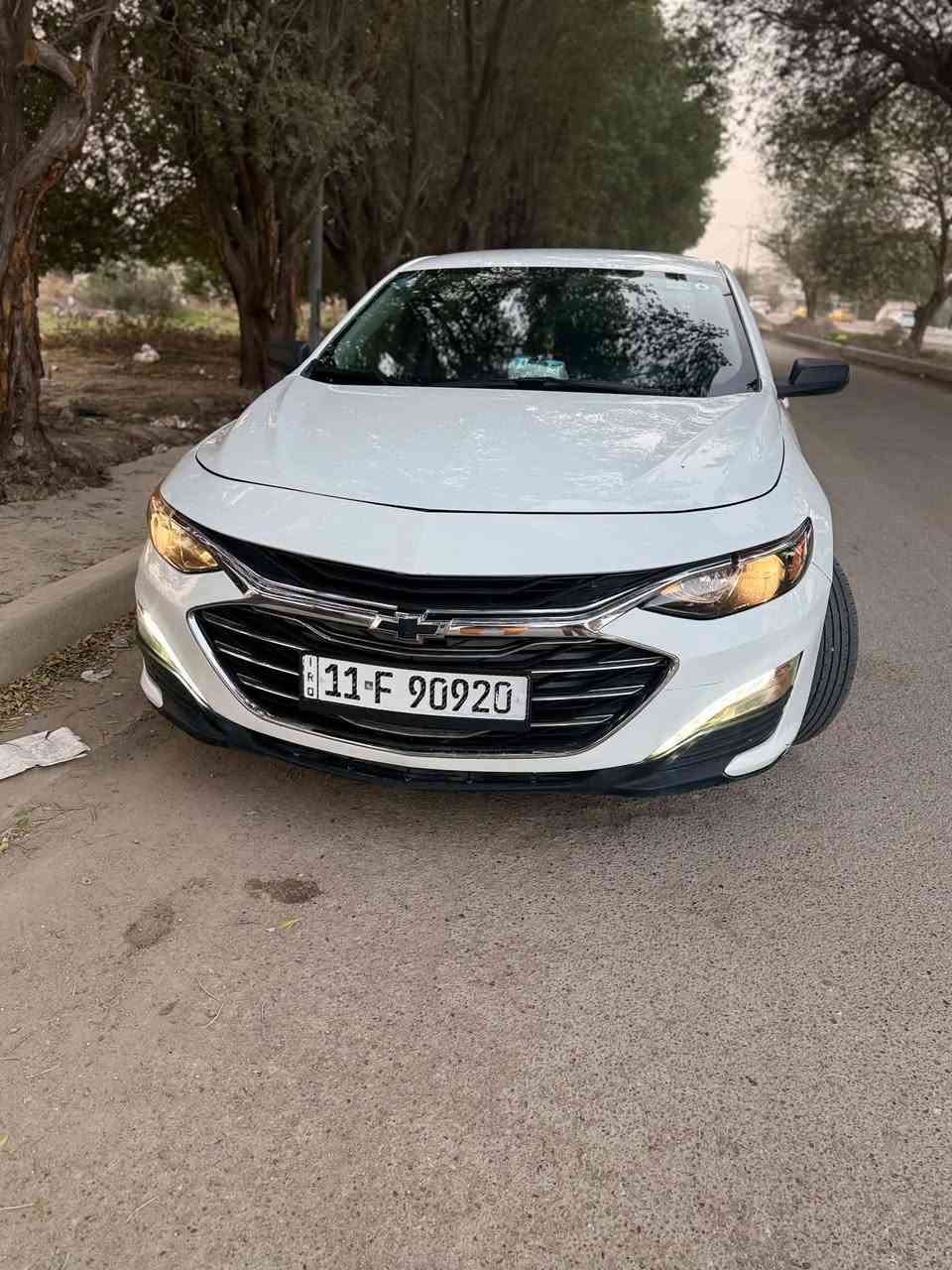 للبيع أو المراوس (حسب القناعة) ماليبو/2023/
🚗 شيفروليه ماليبو 2023 (نص مواصفات)

المحرك: 1500 توربو (كير ومحرك بشرط الخير).

المسافة المقطوعة: 71,000 كم.

الرقم: بغداد (باسم صاحب السيارة، تحويل مباشر).

المواصفات:

تشغيل عن بعد.

رادار أمامي.

نظام تحديد مسار.

تبريد قطعتين.

حالة البودي والحادث:

حادث البجم كبس (عدا الدعامية) وكما موضح بالصور.

السعر :١٢٥ وبيها مجال

📞 للاستفسار والتواصل (اتصال أو واتساب):    

***********

عنوان السياره بغداد الدولعي

نص مكتوب في الصور:
- Abbas K Abbas
- منذ 9 ساعات
- ١١:١٥ عدسة Google طرح أسئلة حول هذه الصورة وضع AI الكل المطابقات التامة المحتوى المطابق مرئيًا لمحة عن هذه الصورة نبذة باستخدام الذكاء الاصطناعي يبدو أن هذه السيارة هي شيفروليه ماليبو (Chevrolet Malibu) بيضاء اللون، تظهر في حالة تالفة نتيجة حادث أمامي. السيارة مدرجة في سجلات المزادات بضرر أمامي وخلفي محتمل، مع تفعيل الوسائد الهوائية (Airbags) كما يظهر من خلال أضرار
- عدسة Google طرح أسئلة حول هذه الصورة وضع AI الكل المطابقات التامة المحتوى المطابق مرئيًا لمحة عن هذه الصورة نبذة باستخدام الذكاء الاصطناعي تظهر في الصورة سيارة سيدان بيضاء، يُحتمل أن تكون من طراز شيفروليه ماليبو. تعرضت السيارة لأضرار جسيمة في الجزء الخلفي، مما أدى إلى تلف