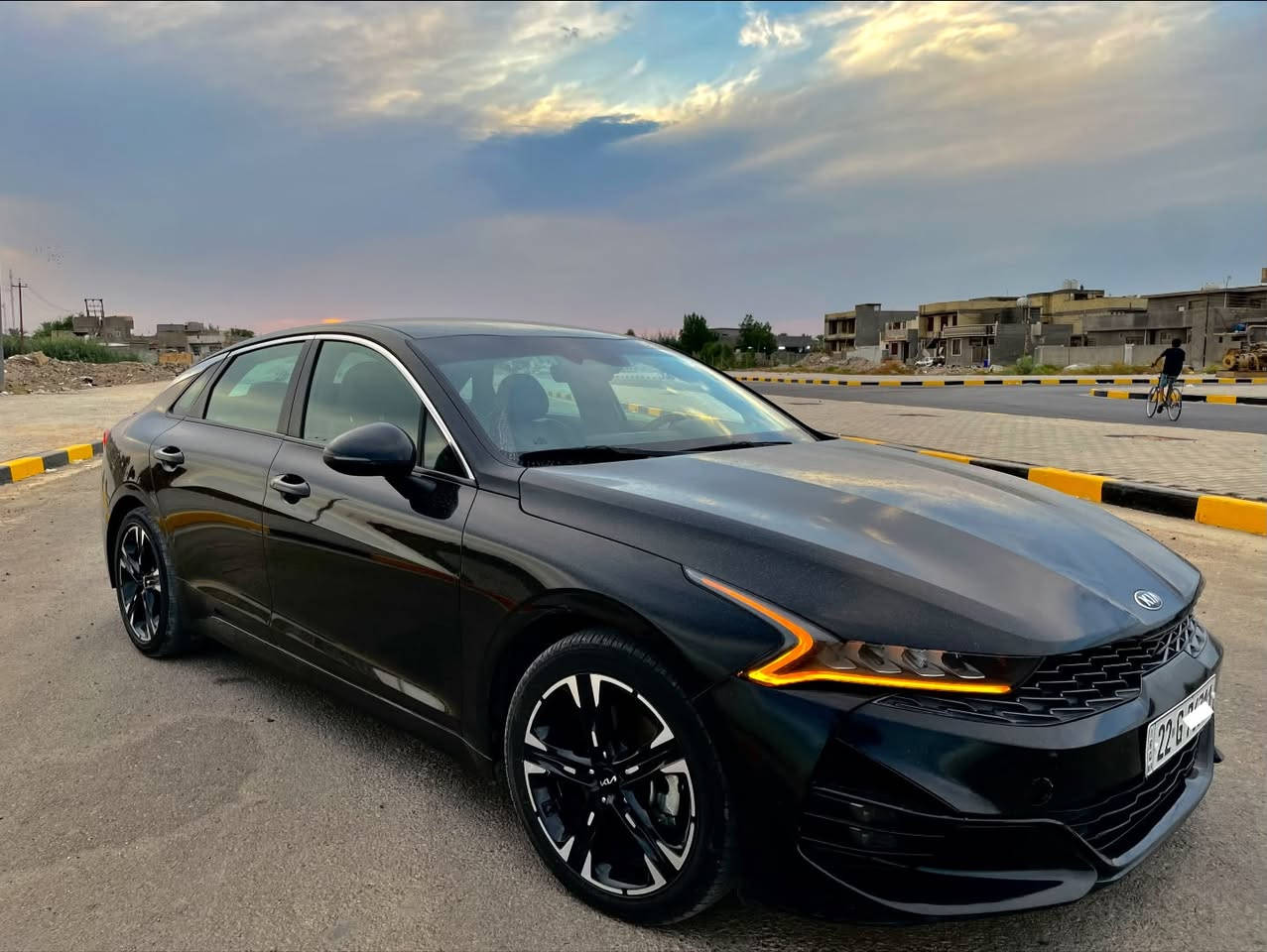 السلام عليكم
K5 2022 gtline
للبيع او المراوس
اللون اسود وارد امريكي 
مكينه 1600 توربو
عداد المسافه 76mi الف
السيارة رقم اربيل بااسمي
فول بصمه ابواب وتشغيل + كشنات جلد لون اسود
تشغيل عن بعد + لايت زنون + لد نهاري + اوتو هولد
كرسي السائق كهرباء + قطعه تبريد + شاشه ابل كار بلي
كامره خلفيه + فول رادارات وتوقف ذاتي من كل الجهات
شاشه كبيره + قياده ذاتيه + محافظه على المسار
توقف ذاتي + اشاره بالمري + نقط عمياء + بريك بصمه
شحن لاسلكي  
حادث السيارة تبديل بنيد فقط  وبارد صغير بجنطة بدون دواخل 
ايرباك دركة وراجع سستم
السيارة جديده وجاهزة مابيهه اي مصرف  
السعر 178$ وبيها مجال
مكان السيارة بغداد 
رقم ***********  موجود واتساب
