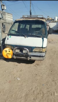 سيارة • البصرة • مجال قليل