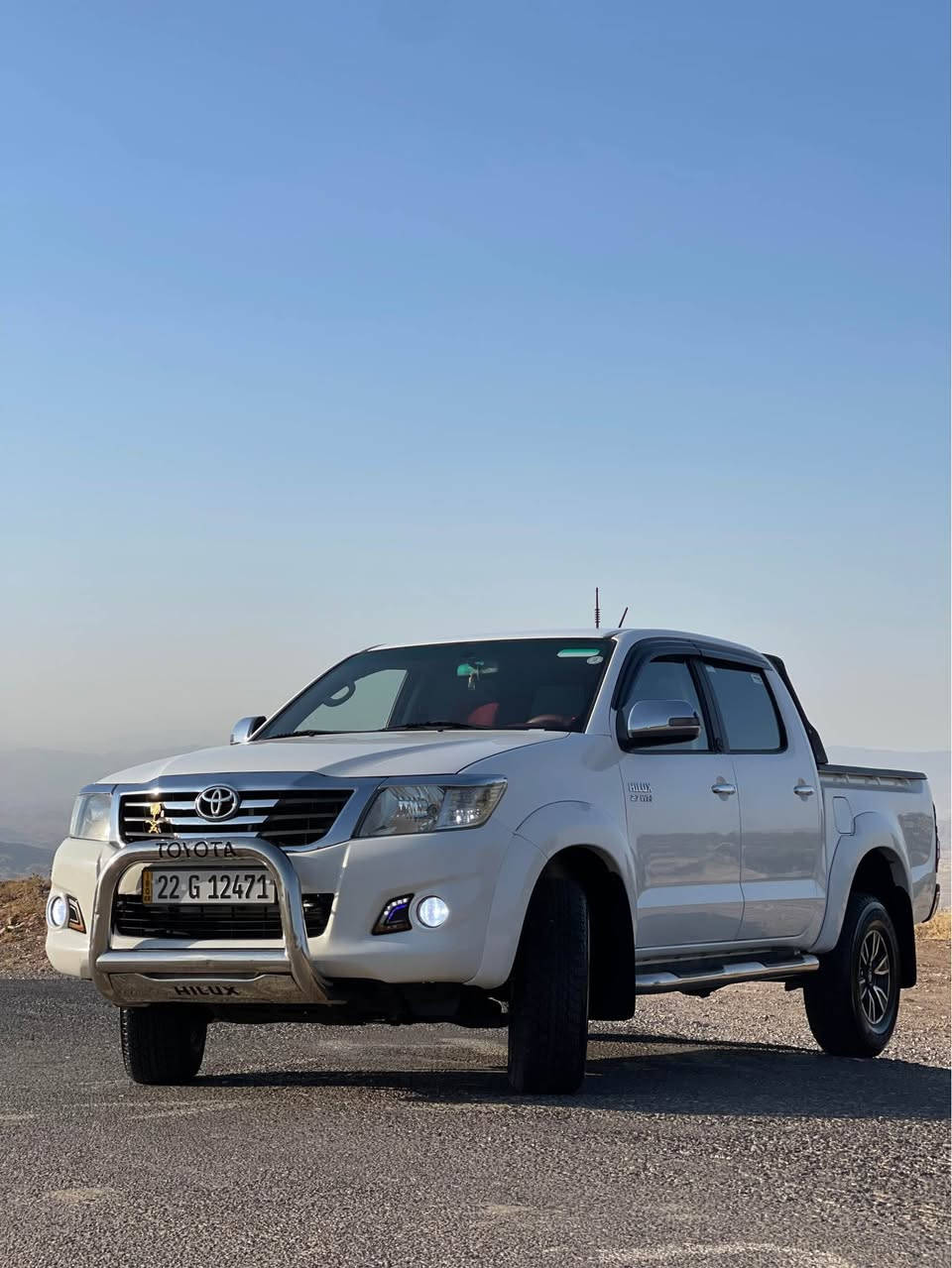 TOYOTA HILUX 2014
شەریکە جیهان 
بێ لێدران و سبوخ خوار دەحامی پشتەوە 1 بست ساردە کوت
لەسەر دەقی شەریکەیە 
4 تایەی نوێ سفر ویل کرۆمی رەش
سلایت 4 جام ئۆتۆ 
گێر مەکینە ئەکسل تەقە رەقە چرکەش بە شەرت 
*********** شقلاوة, أربيل
