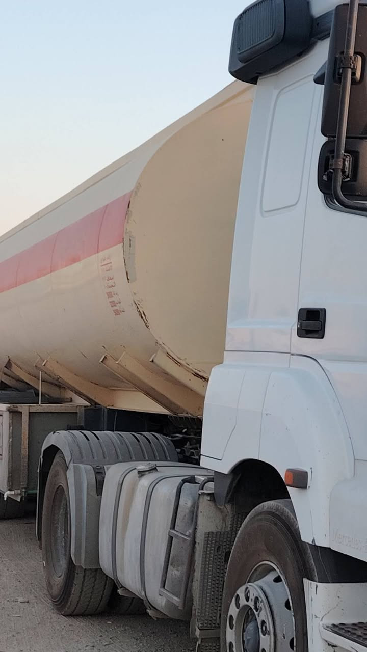 السلام عليكم
أكسور للبيع موديل ٢٠٠٦ طوناج جبيس كامل بوجك للشغل سيارة كيرعادي4ب4 شرط التحويل مكفولة كيروشاصي ومحرك وهوءوبريك ادامه عامه وتبريد
تانكي سبرنك مكان كركوك سعر 265 وبيه مجال والله مكلف بلنشرلاتعلق ولاتراسل
رقم الحساب السياره ***********
