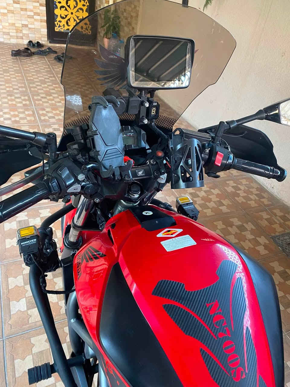 سلام عليكم
دراجة للبيع سياحي nc700s موديل 2012
دراجة مكفولة كفالة عامة ما بي نقص برغي
مرقمة بأسمي تحويل ثاني يوم
عليها غراض خير من الله جاهزة للترحال السعر 40 بي مجال بسيط 
مكاني كركوك شراي اتصل ***********
