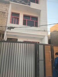 ٥٠م • واجهة ٤ ونص • ٣ طوابق