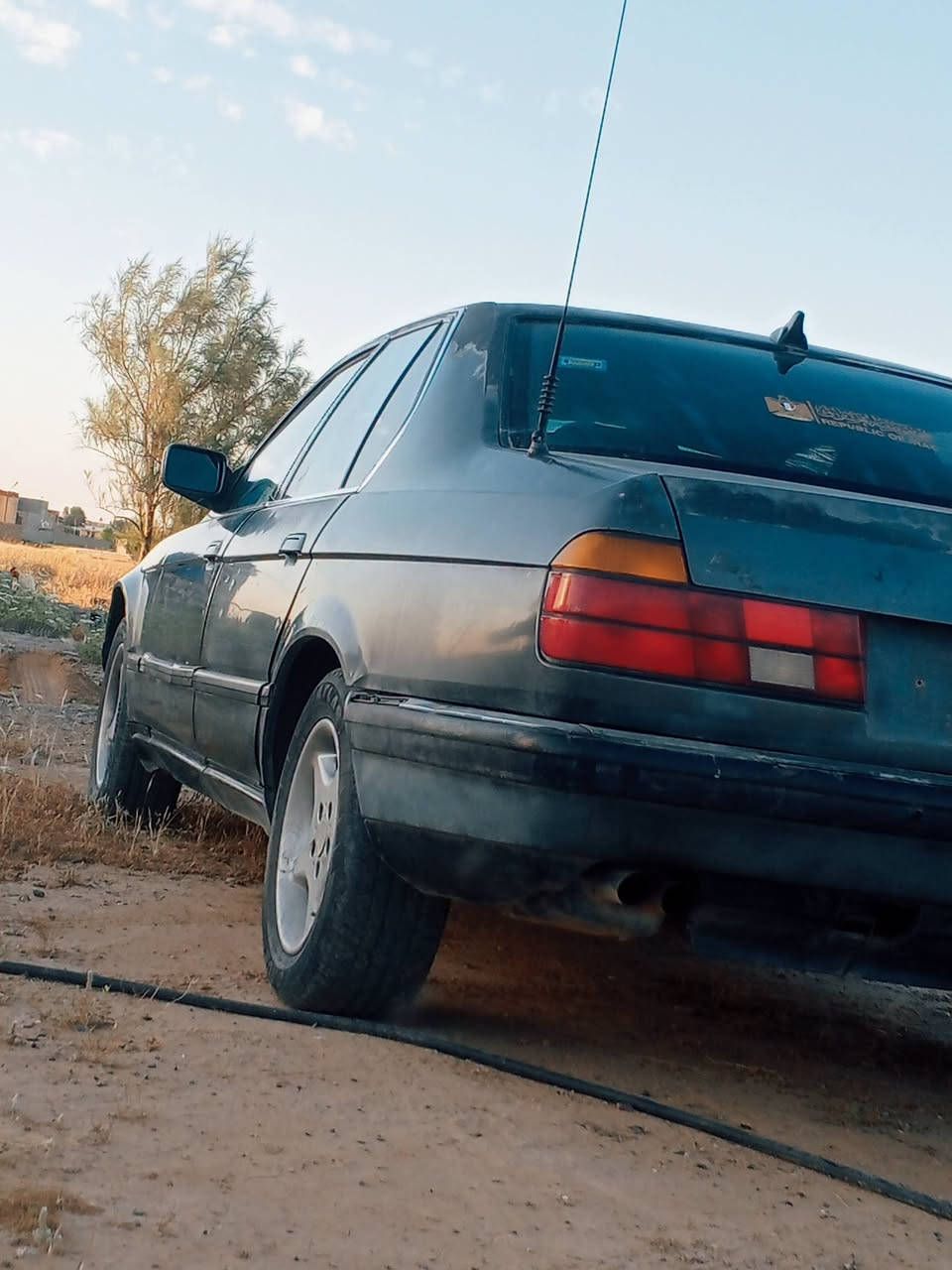 السلام عليكم 
للبيع BMW موديل 1992
735 
السعر 15 مكانها الشركاط
رقم ***********
