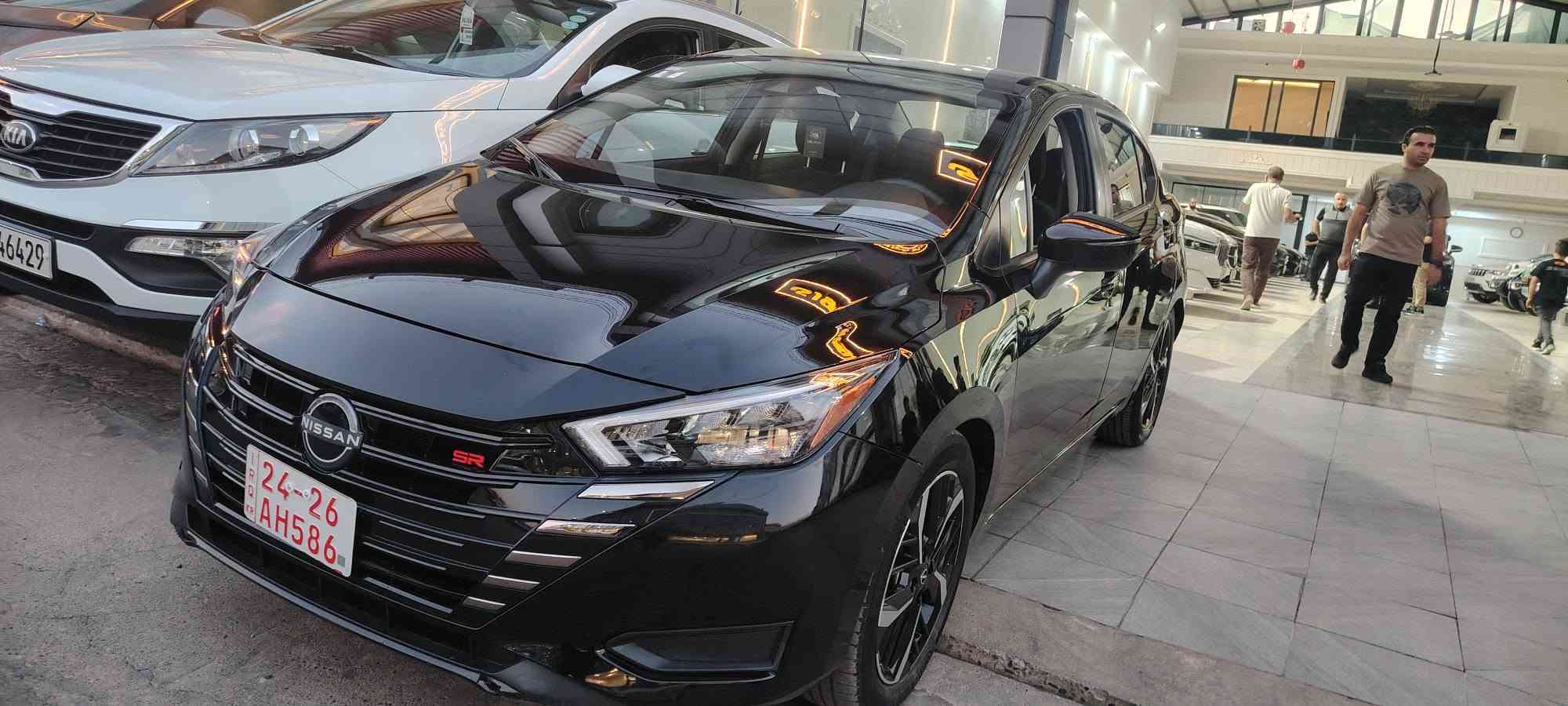 نيسان فيرسا بدون صبغ بدون دعم 
كامل مواصفات sr
حتى شحن وارليس

ماشية 25

سعر 126 مجال قليل

سيارة بالدهوك رقم كاتي

***********
