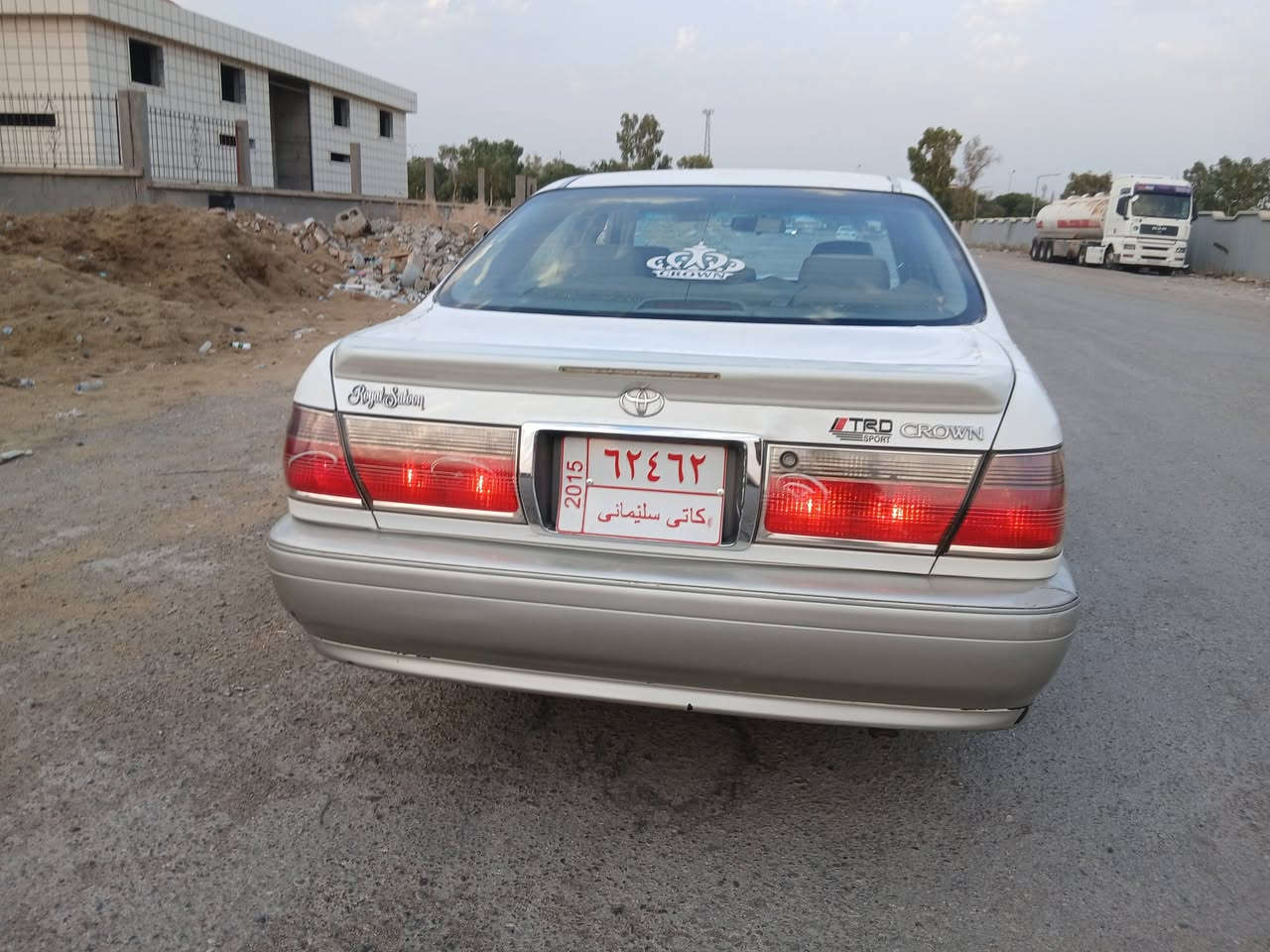 مەلیڪە  بڕاوە vvt
مەکینە ڤیڤیتی ئاڵتونی بازاڕ
2001 
بێ نوقسانی 
تەبریدو گێڕو مەکینەو تەقەو ڕەقە بەشەرت
مشت سوکان وەک ئاوە
دەرو ناوی لۆکە
چوار تایەی لۆک
پێشو دوا کەپس نوکە دەرزی پێوە نیە
شاشەی ئایپادیشی بۆ بەسراوە
کۆدو بارکۆدو پلێتیشی وەرگیراوە بێ سەرێشە بیکە بەناوی خۆتەوە
٣٨ مەجالێ زۆر کەم 
*********** 
لەکەلارە
