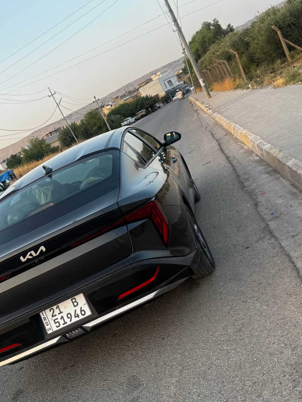 السلام عليكم👉-(لون نفطي-زيتوني)
كيا K4 2026  رقم سليمانيه  بأسمي ماشية 5000mi    بنيد صبغ"👇 حته راديترات مواصله ولا شواصي كفاله

المواصفات : 👇🚘
بصمة  / هندبريك دكمة  / لايت LED  / مكينة 2000 دوش / شاشة كبيرة متصلة ديجتال   / اوتو هولد / LED امامي وخلفي / قيادة ذاتية / كامرة دوارة / رادار تعديل مسار / اوتو بريك / مود درايف / تحكم ستيرن / كروس سرعة /مانع انزلاق / بلوتوث / اواكس / USB / 

مكاني ديالى❤️

للتواصل والاستفسار : *********** بعقوبة, ديالى
