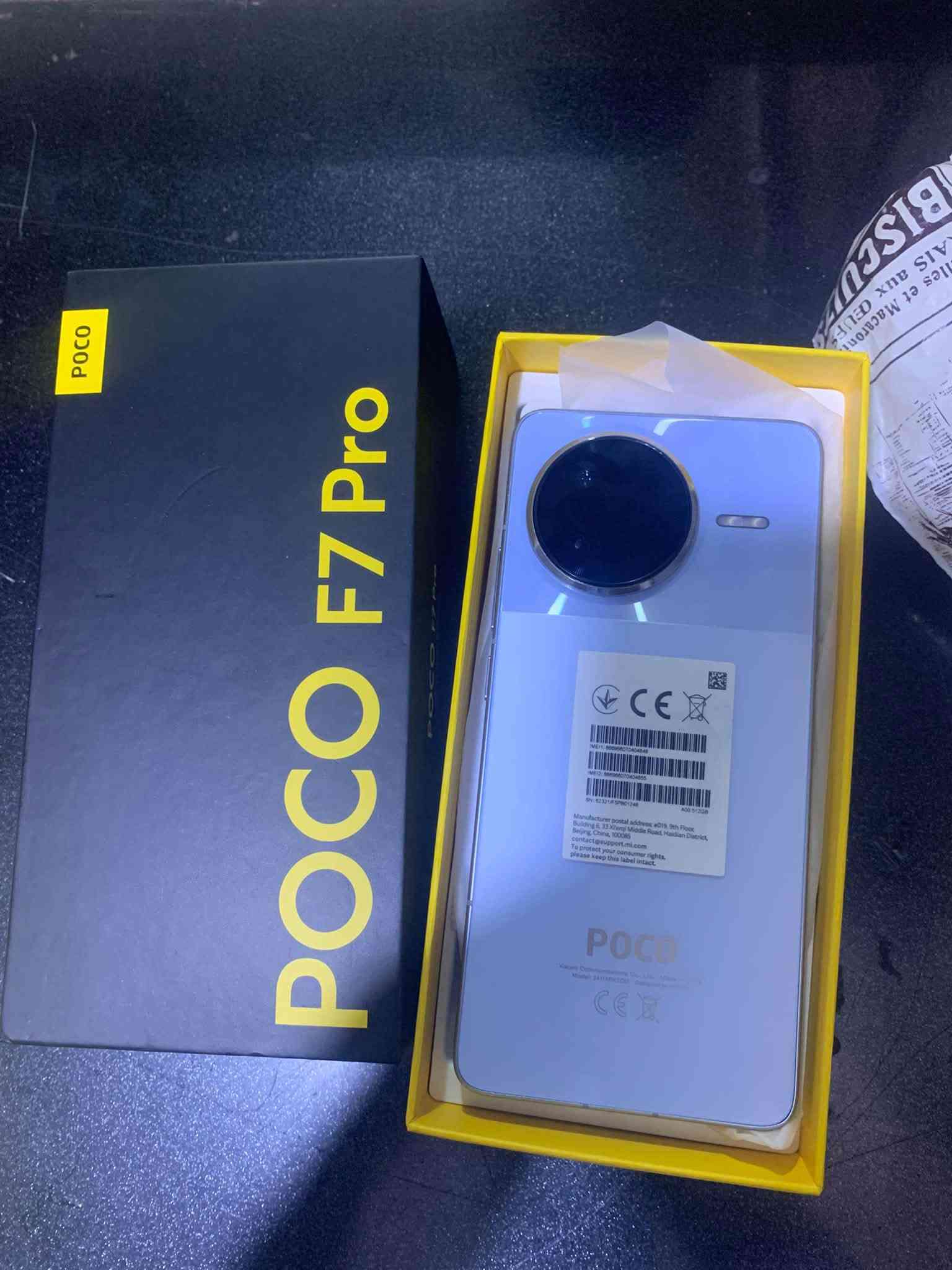 اقوا جهاز ممكن تشوفه عينك POCO F7 Pro 5G اقوا جهاز للعاب معالج سناب دراكون ايت 8 يشغل ١٢٠ فريم شاشه 144 هيرتز يدعم كامره احترافيه قويه ذاكره 512 تلفون وياهاا كارتونه كامل ملحقاته  تلفون بعدهاا بحالة الوكاله مابي زلغ نضافه تجي تشوف شوفت عينك سعرر / 500 مكاني البصره القبله رقمي واتساب /***********
