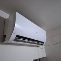 سبلت AUX واحد طن للبيع شغال  بدون تصليح منصوب وتجي تشوفه شغال   السعر ...
