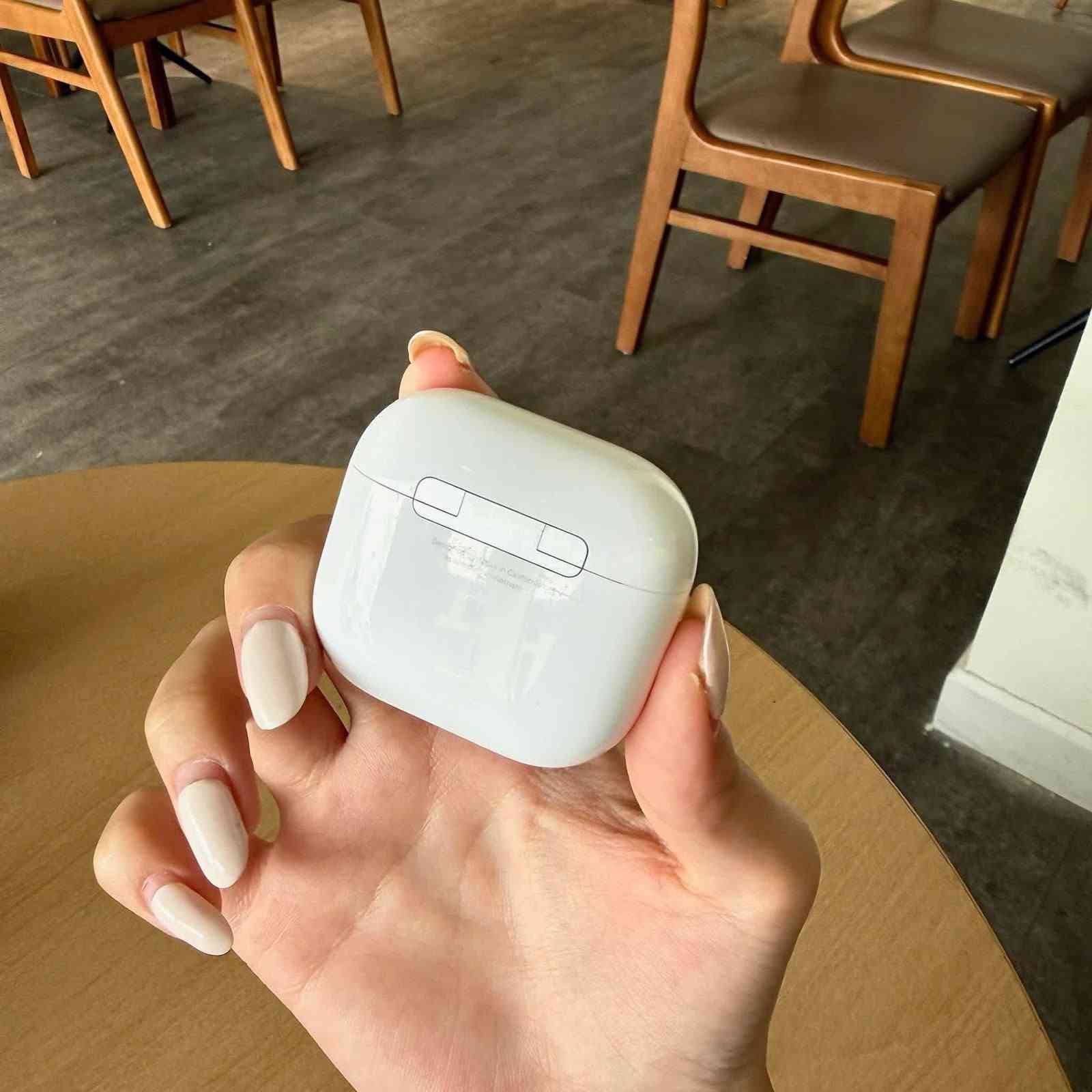 سماعات باله أمريكي Air pods 4 ANC الحديث
الباله الاصلي  باله أمريكي ، باله مستعمل بس كلش نظيف وياه حافظة جلد مع كيبل كتان  ما مفتوح ولا مصلح بطارية قوية صوت قوي  بإمكانك تفحص قبل الدفع ، اصلي باله  سعره 20
 قفل قفل توصيل مجاني  نظافة 80% قطع محدودة للحجز واتس اب فقط ***********

