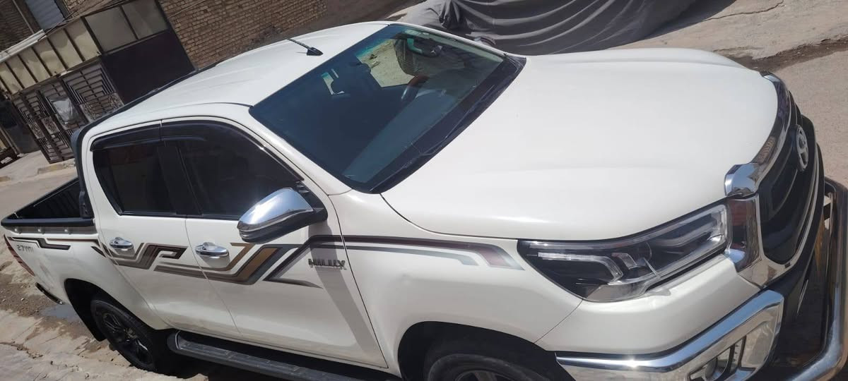 سلام عليكم للبيع فورويل موديل ٢١ ماشيه ١٠٠  سعرهه ٢٧٥مكاني بغداد ***********
