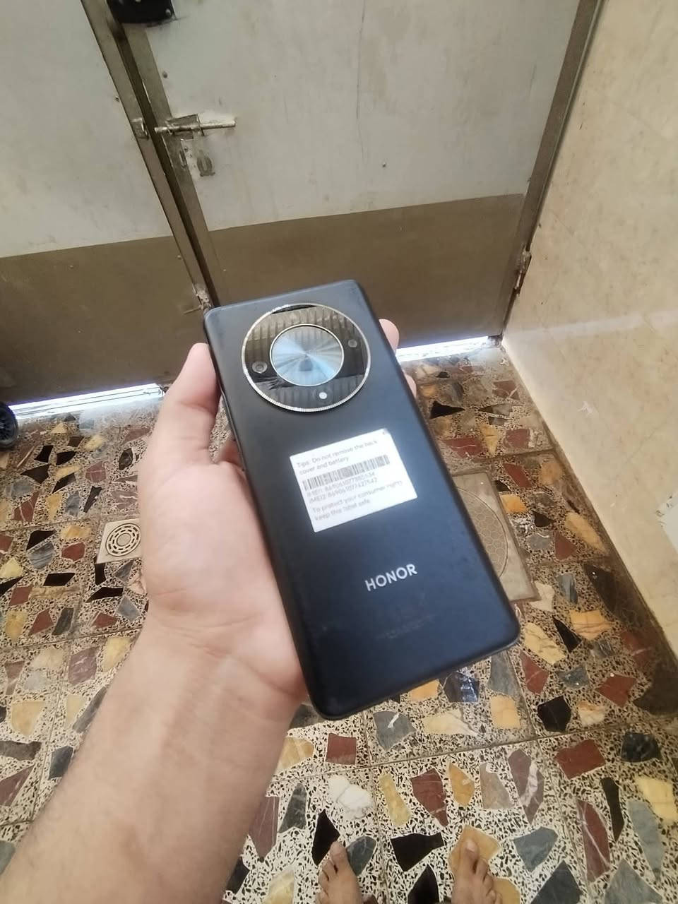 مراوس شعندك نزل
هونر إكس تسع بي ذاكره 256 فايف جي
