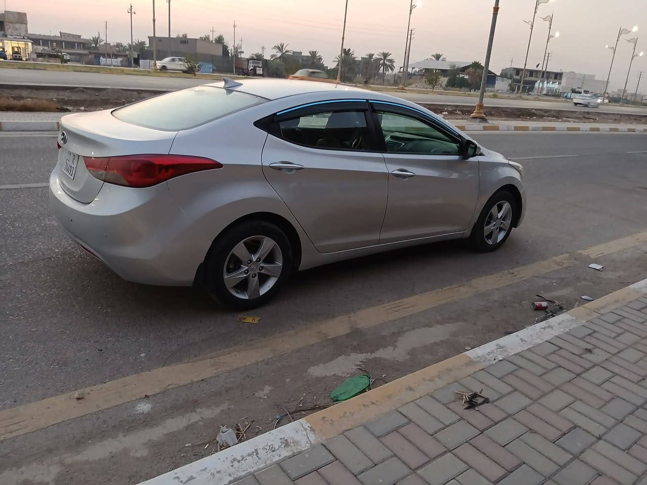 السلام عليكم النترا وارد امريكا رقم بغداد مكينه ٢٠٠٠ دوش حادث أمريكا قطعتين صبغ وبالعراق بيه قطعتين السونار مرفق ويه الصور السعر ٩٢ بيه مجال قليل مكان السياره صويره للاستفسار الاتصال على الرقم ***********
