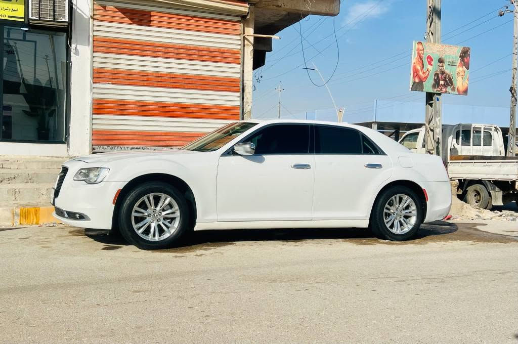 سلام عليكم اوباما مديل 2015 اصل  مكينه وكير واكسن وتخم تاير حداديه جاهز برغي مابيها نقص تحويل ثاني يوم تبديل بنيد فقط كشنات جلد  السعر 195 قفل وبيها مجال حك الجيه الاتصال *********** مكان ناصرية سوق الشيوخ ناصرية, ذي قار
