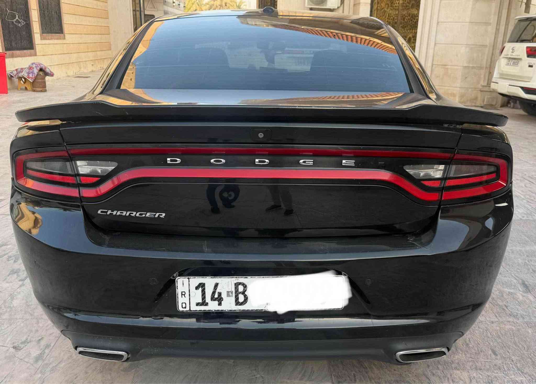 السلام عليكم جارجر 2019 رقم بصره تحويل رقم جديد مكينه 3600 وارد كندي بيهه مدكر وبنيد مبدل اصلي وخشم الجاملغ الخلفي السياره مواصفات SXT بلاص فول فتحه تخم تاير جديد مابيهه اي نقص للاستفسار الاتصال على *********** واتساب *********** السعر 177 ورقة وبيهه مجال البصرة, العراق
