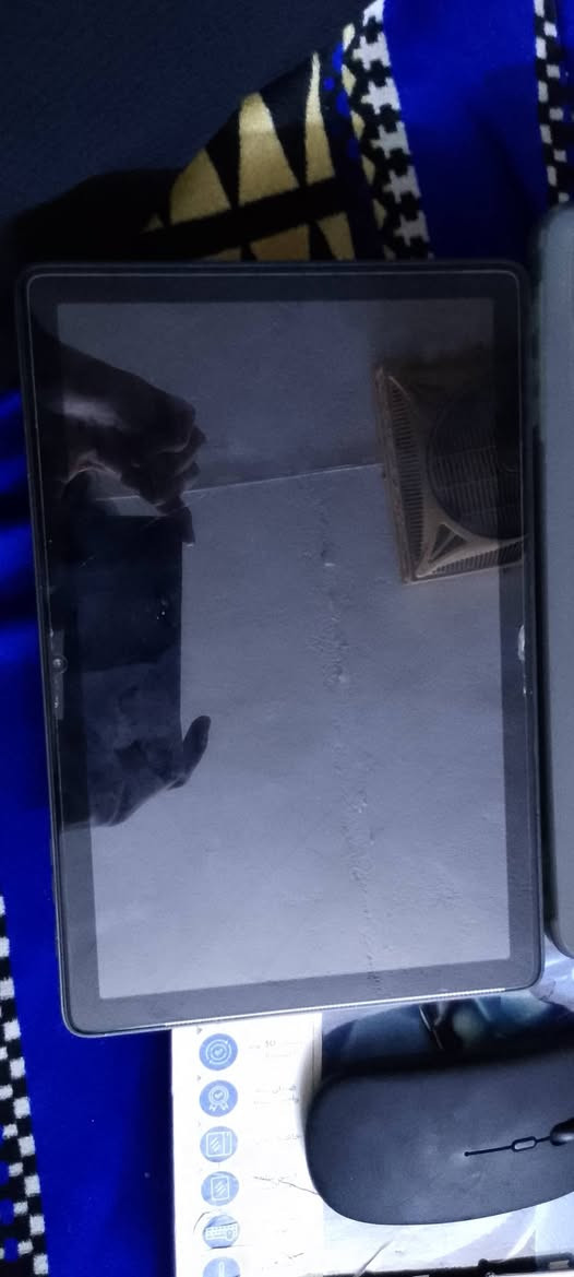 سلام عليكم ايباد للبيع
TQ60Proاسم الايباد 
ذاكره الايباد 128
عشوائيه 8
يشغل ببجي 40فريم بي كيبورد وماوس ➕بلوتوث وقلم لمس مع حافظه للايباد سعره 150وبي مجال قليل للطيبين 🤍🔹 مكاني بغداد مدينه الصدر للتواصل واتساب فقط رقمي ***********
