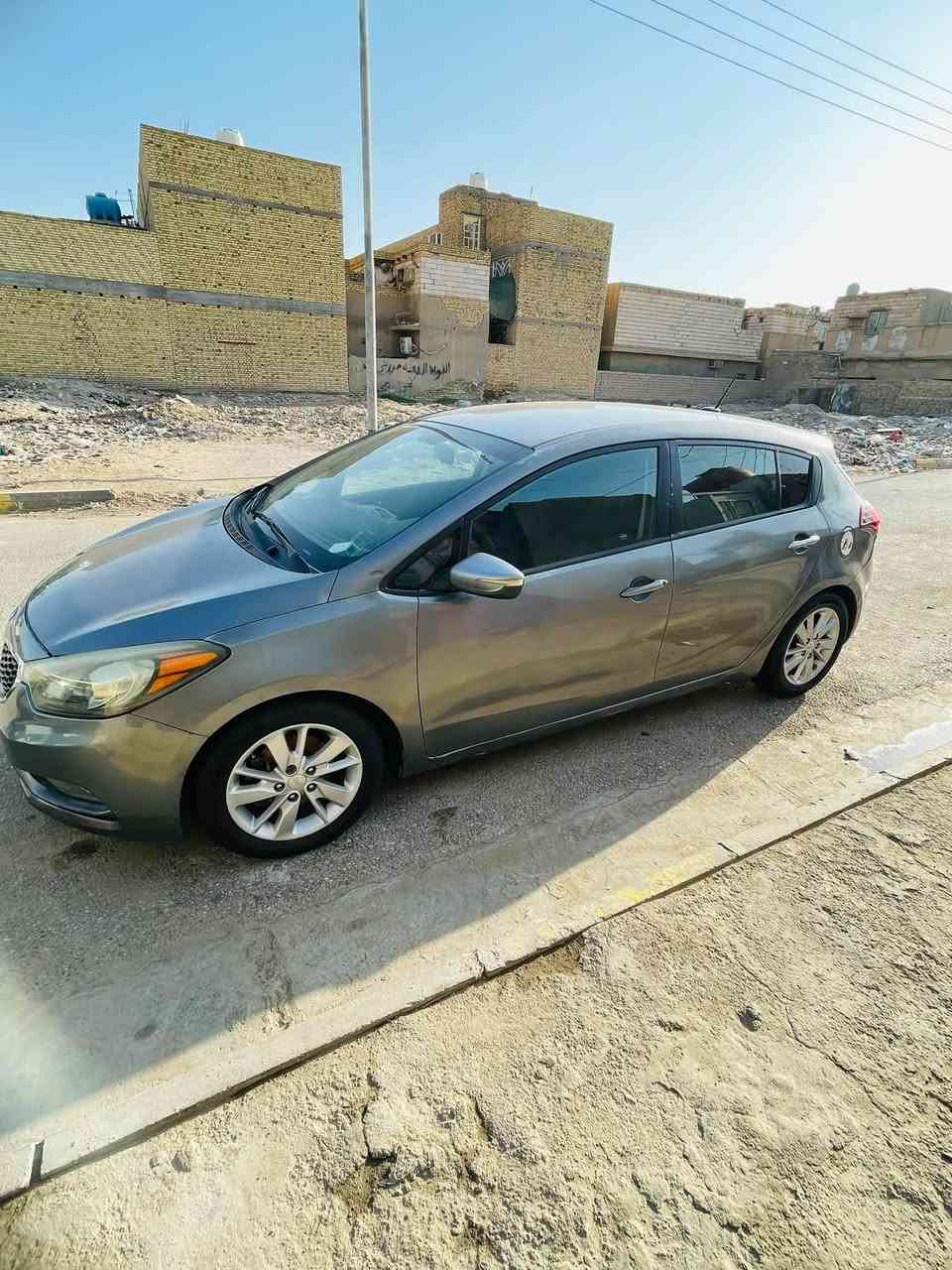 كيا فورتي هاش باك
2016
حره بسمي 
رقم دولي 

ماشيه 70 ميل
محرك 1800
Gdi
كير At

قطعتين صبغ وقطعتين تبديل نفس الصفحه 

جاهزا 
تخم تاير جديد 
حداديه جديده
ناصريه - مركز
السعر 85 وبيها مجال شي بسيط 
***********
