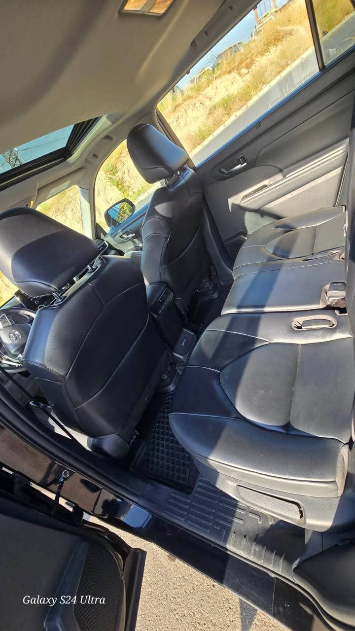 toyota highlander xle 2022
تويوتا هايلندر ٢٠٢٢ xle فول مواصفات سلايت كوشن جلد كارباي هيتر كاميره رادار تبريد مركزي دبل اكسل ٦ بستن سياره كلين بي دعم و صبغ ٣٩ هزار مايلا ريفه جوي وارد كندي سياره كامل شرت گير مكينه تحويل كامل شرت 
سعر: ٣٤٠ ورقة و مجال
رقم : ***********
عربي:
تويوتا هايلندر 2022 XLE فول مواصفات: فتحة سقف، مقاعد جلد كهربائية مع تدفئة، كاميرا، رادار، تكييف مركزي، دفع رباعي (دبل أكسل)، 6 سلندر. السيارة كليّن بدون حادث ولا صبغ، ماشي 39 ألف ميل، وارد كندي. بشرط القير والمحرك وتحويل الملكية.
السعر: 340 ورقة و مجال
رقم الهاتف: *********** دهوك, العراق
