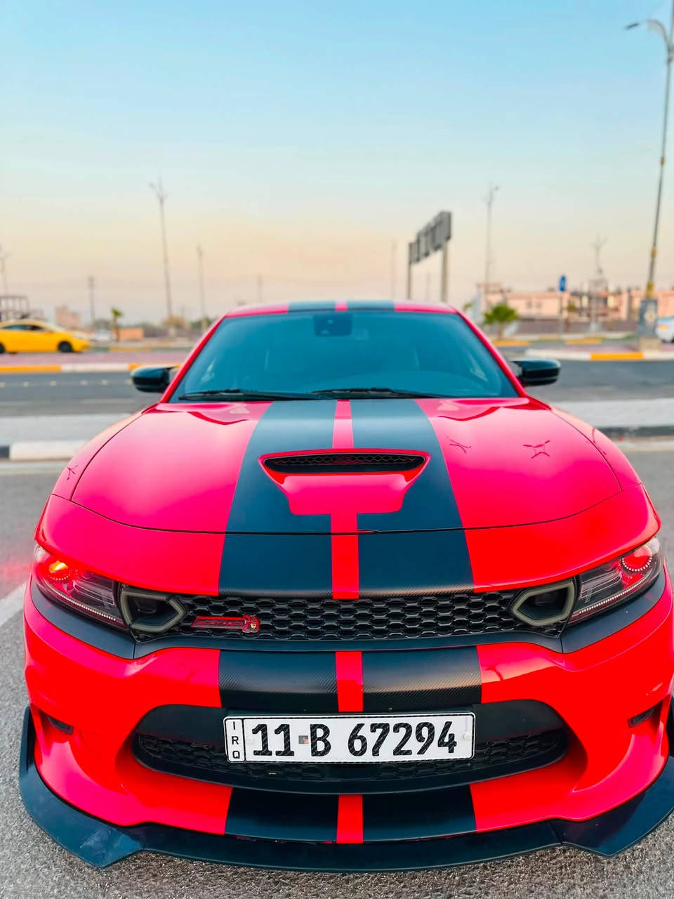 النداء الأخير 📣 ، كلين بدون قطره صبغ، أرخص و أنضف سكات 
للإستفسار :***********
دوج جارجر سكات باك . Scat Pack  
الموديل : 2022 مكفوله كفالة عامه حادثها سرقه مكينه وگير  فقط و مشدودات جدد نفسهن
ماشية  : 27 الف ميل 
المحرك :  V8 . 6.400
القدرة الحصانية : 485 حصان hp  
المواصفات :                              
*  نقطة عمياء . 
* مكابح رياضية (برمبو) . 
* لايت LED . 
* كاميرا خلفية . 
* امكانية التحكم بوضعيات المقود كهربائيا . 
* كزوز سستم موبار . 
* حساسات خلفية . 
* ويل قياس 20 أنج 
* سستم صوت  . 
* تشغيل عن بعد . 
* مقاعد رياضية 
* ذاكرة لحفظ وضعيات الجلوس (ميموري) . 
* المقاعد الأمامية تبريد وتدفئة . 
* المقاعد الخلفية تدفئة . 
* نظام خرائط GPS . 
* شاشة كبيرة قياس 8.4 أنج اوپشنات 
* تدفئة ستيرن . 
لون احمر 
رقم بغداد بأسمي / مكانها كربلاء
