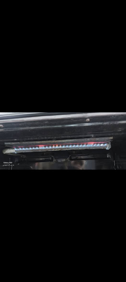 طباخ كريازي مصري درجه اولى كلش نظيف للبيع وبسعر ٢٨٠ الف الاستفسار الاتصال ع*********** شارع سالم خلف شركه كورك قرب دائره الكهرباء
