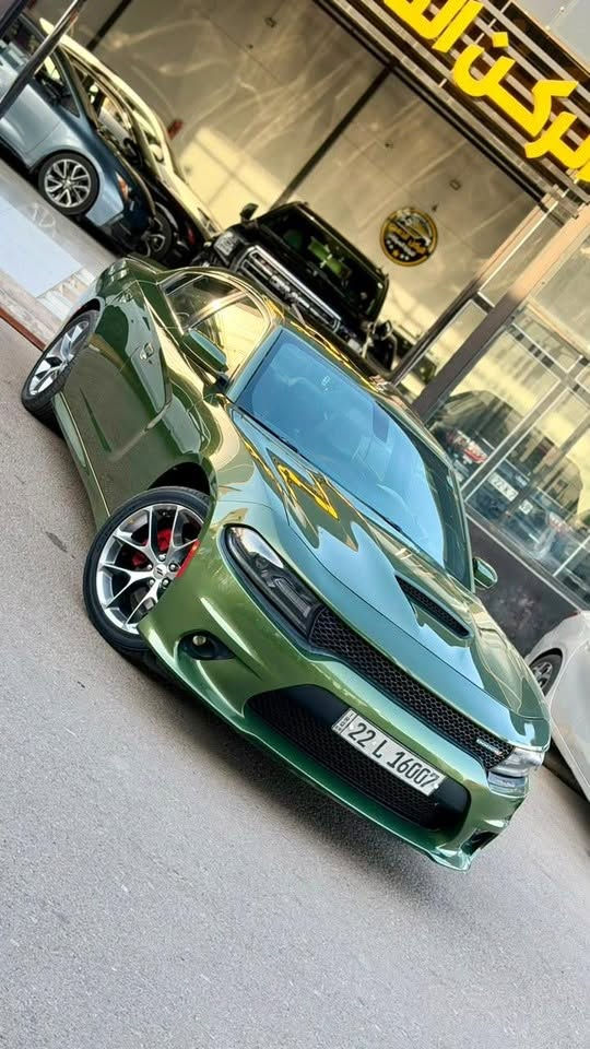 السلام عليكم                للبيع جارجر 2019  جي تي بلص  كندي كلين ماشية 84 الف فول مواصفات 
السعر 265 وبيها مجال
 ***********

