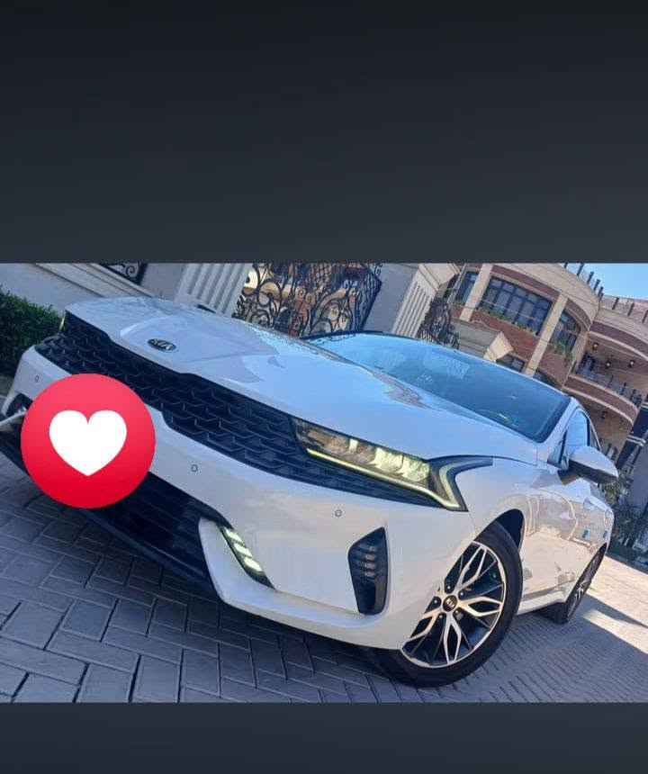 كي فايف خليجي موديل 21 زيور 
مكفوله كفاله عامه 
مكينه 2000 
ماشيه 31 ألف شرط الفحص 
رقم بغداد دولي سنويه جديده هزه جديده 
سياره جديده كارتون سبيرهه مانازل 
بس اليدور جديد يتصل 
مكان السياره ناصريه 
***********
