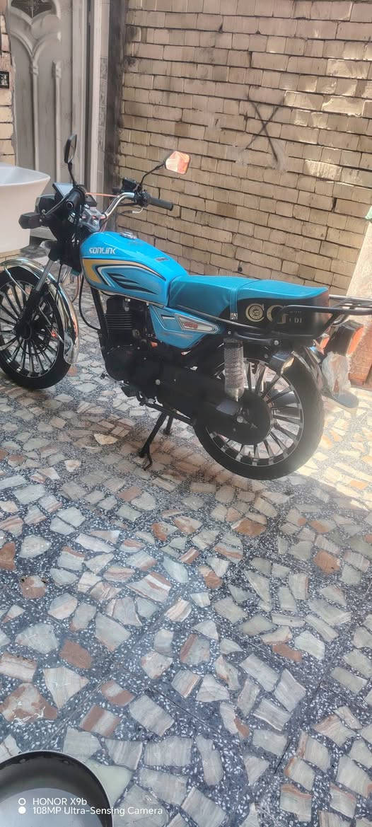 *********** موديل 25 مكينه 200 سعر 950 وكاله الصدر الاورفلي قرب شركه الانوار بغداد المدينه بغداد المدينه دراجه زيرو دراجه حتى ما ماشي هواي على وضع الشركه دراجه خرسه دراجه مقفوله من كل عيب نقص برغل كل شي ما بيه تنقر سويتش وتطلع بصمتين سويتين اوراق مال معرض دراجه نازله من الظلال دراجه زيرو
