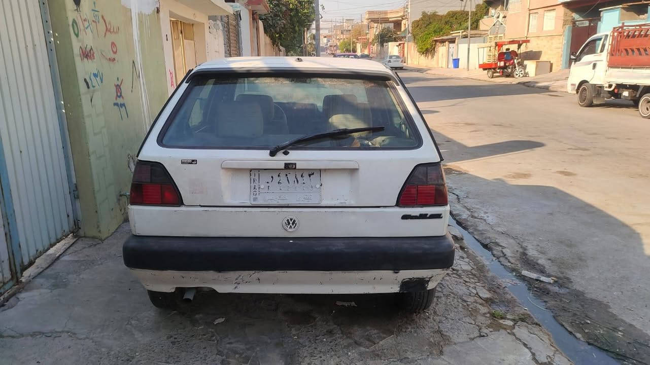 كولف كوبون بنزين بيها  سياره كدام العين شرط التحويل كير اوتو شغال طبيعي النمره الثالثه متجي محرك بي صرف او نفخ بس السياره الشغاله كدام العين 
السعر 20 وبيها مجال 
***********
