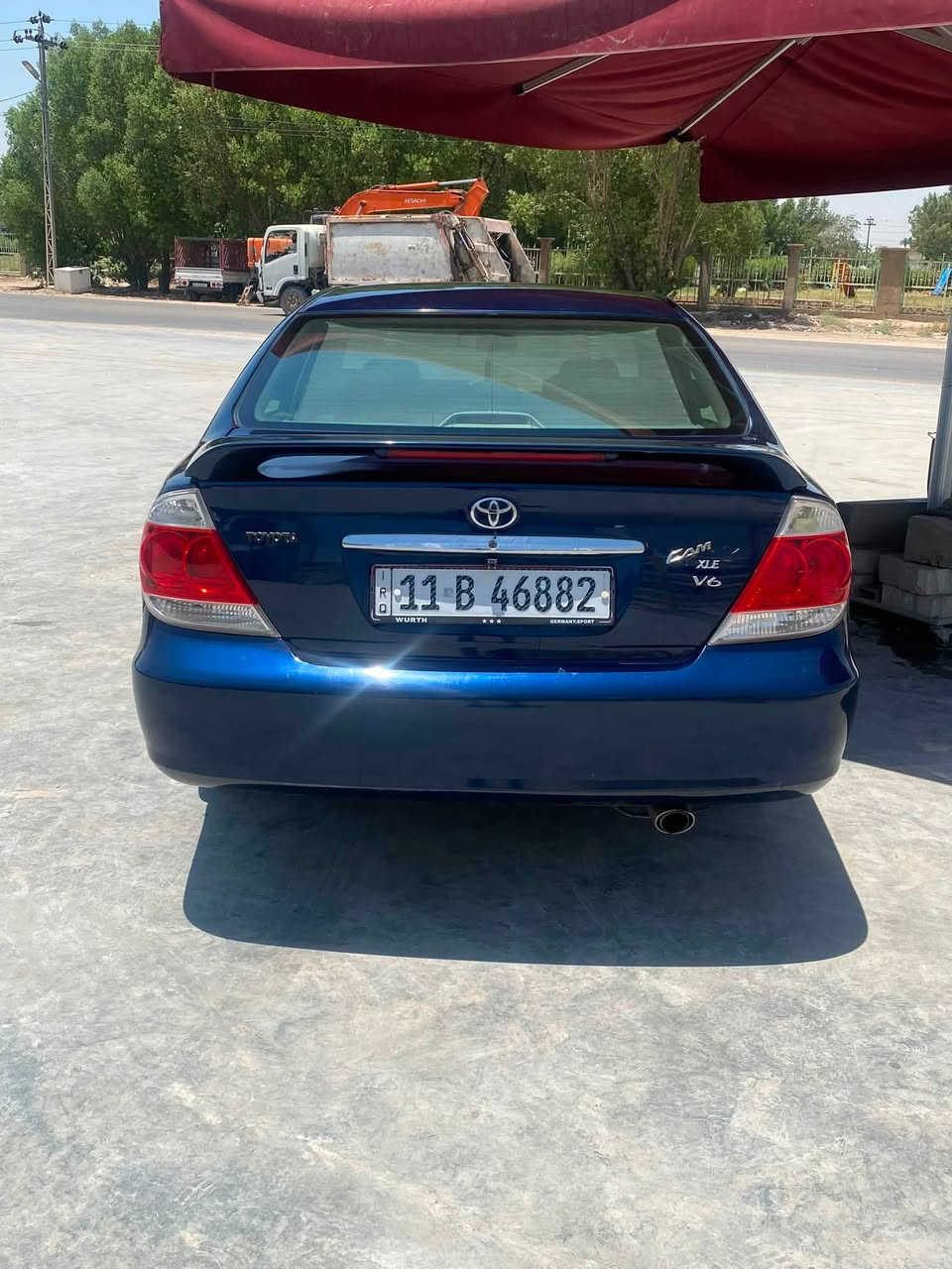 سلام عليكم 
كامري موديل 2005 xle V6
 فتحة جلد صاج سايد بريك جوة الحديث
بردة بلادية ويل كب بلادي تاير باتري جديد
تبريد ثلج تدفئة حساس تاير abs
السيارة جديدة ترتيها حلو
بيها طخات وجرد ومصبوغة عام باب مبدلة اصلية 
مكاني بابل المسيب 
السعر.   88 وبيها مجال قليل
للأستفسار : ***********
