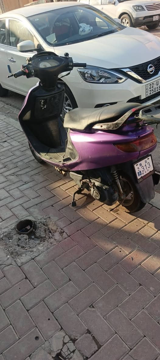 دراجه فراشه فحل البيع كلشي شغال بيه هندر وسلف  ستوني مبدلهن دبلات قبل شهرين مبدلهن  الوره والكدام كهربائيات كله شغاله كشر نظيف محرك مفتوح درجه اوله تجفيت سعره 425 وبيه مجال ***********
