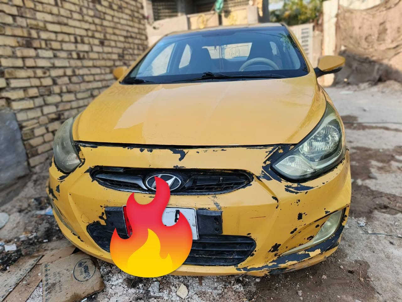 اكسنت ٢٠١٣
خليجي لون اصفر 
مصفرة هيئة وغرامات 
مكينة ناعمة 
السيارة بإسمنة 
بالحلة سياحي العتايج
السعر ٧٢ وبيها مجال للشراي 
***********
***********
