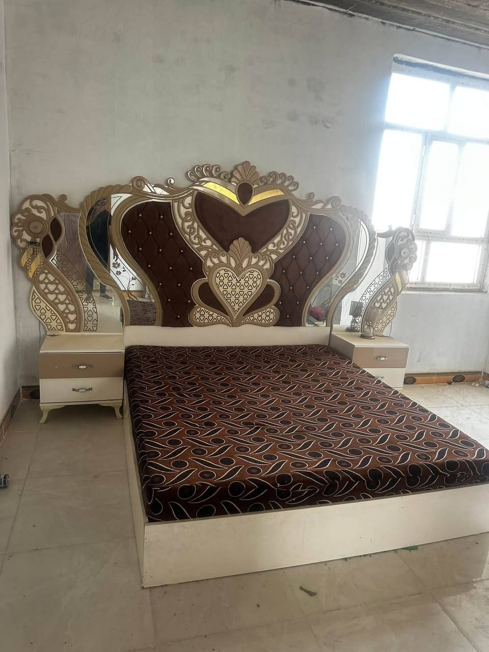 ثلاجة • للبيع