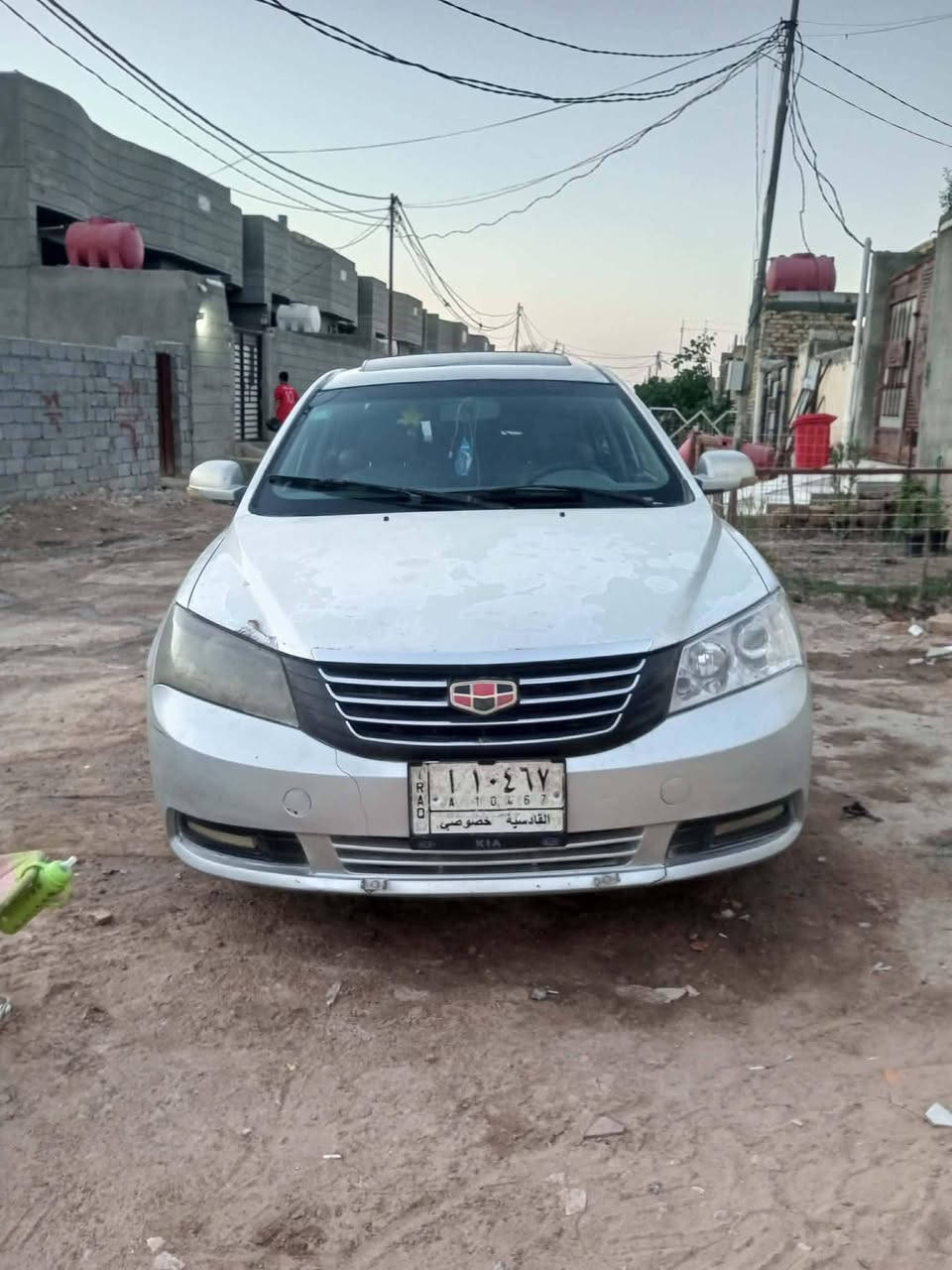 سلام عليكم اميكراند موديل 13 
رقم قادسيه مشروع وطني سنويه 28
كير ومحرك وصدر وتبريد كفايه
مرشوشه كلير بدون ضربه ويحتاجلها صبغ
السعر 37 وبيها مجال
***********

