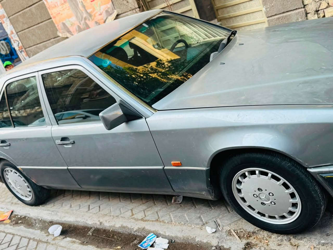 سلام عليكم
مارسدس دب 

موديل 91

سياره بلاديه ما ناقصه شي 

مكينه عنكبوت 

سياره جاهزه جيب فيتر وفحص 

مكان بغداد ام الكبر والغزلان 

سعره 72 وبيه مجال

***********
