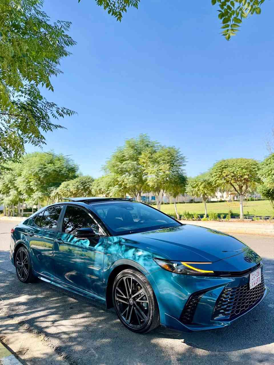 تويوتا كامري XSE موديل 2025🐎

• وارد أمريكي
• محرك 2.5 لتر هايبرد
• الممشى 6  ألف ميل
• اللون فيروزي مع سقف أسود
• داخلية جلد أسود
• مقاعد كهربائية مع تدفئة وتبريد
• جنوط 19 إنچ
• سقف بانوراما
• تدفئة دركسون
• شحن لاسلكي
• تشغيل عن بُعد
• شاشة كبيرة مع Apple CarPlay
• عدادات رقمية
• داتاشو Head-Up Display
• 5 كاميرات
• رادار أمامي وخلفي وجانبي
• حساسات أمامية وخلفية
• مثبت سرعة متكيف
• مساعد وتثبيت المسار
• أنظمة أمان وتصادم أمامية
• تبريد قطعتين
• بدون إيرباك
• جاملغ وباب امامي و شويه من الجاملغ الخلفي بدون دواخل بدون ايرباك
 مكان اربيل
***********
