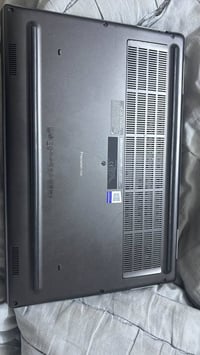 DELL Precision 7540 • i7-9850H • رام 8GB