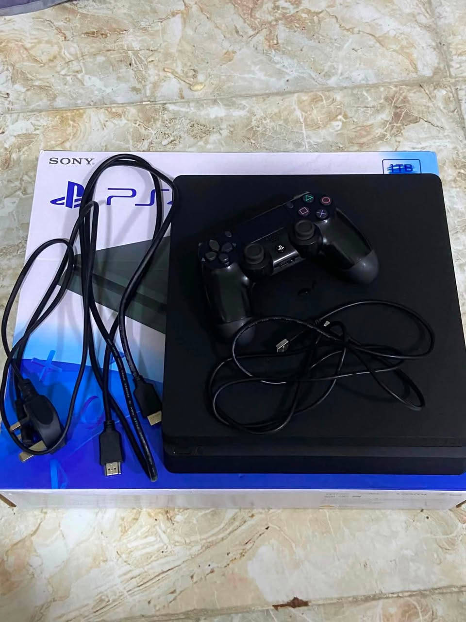 السلام عليكم اخواني 🤝
بلي ps4 slim 500gb✅
للبيع 🤝
ذاكره 500gb💽
ملحقات الجهاز ✅
يد اصلي عدد١✅
و كيبل HDMI✅
كيبل بور ✅
قرص gta5✅
الجهاز صار سبوع من اخذته ب ٣٢٥ الف من مركز باندا الجهاز اخر تحديث بس اريد ابيعه بسبب ضرف محتاج فلوس ضروري الجهاز لك ستيكر لا مفتوح ولا مصلح نضافه ٩٩٪؜ الجهاز كلش حلو و انطي بي ضمان ❤️
السعر ٢٨٠💵
مكاني بغداد الدوره 📍
للستفسار اكثر تفضلو خاص او اتصلو على الرقم
*********** 
الرقم بي واتساب ❤️
